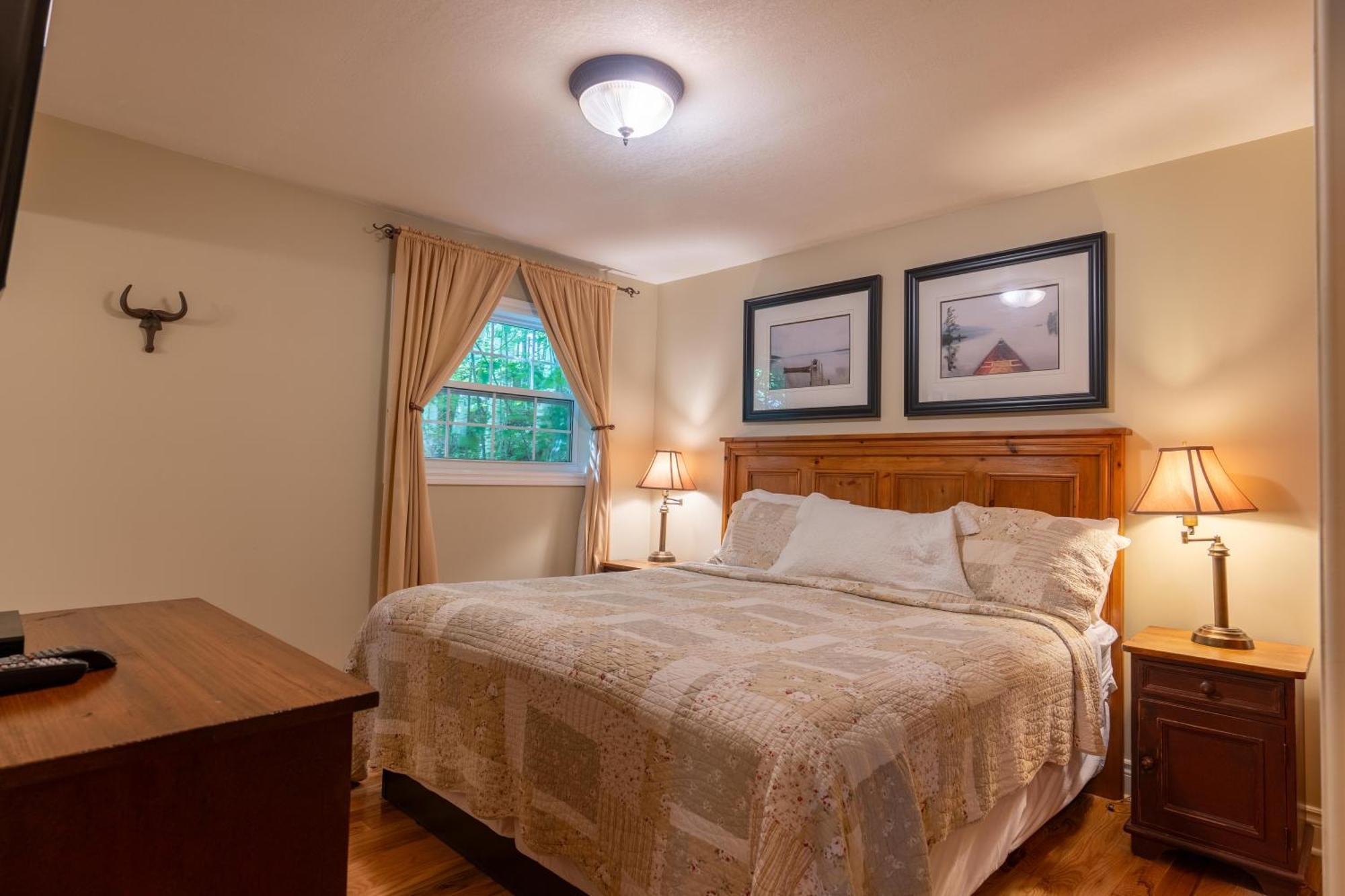 Blue Water Acres Hotel Хънтсвил Екстериор снимка